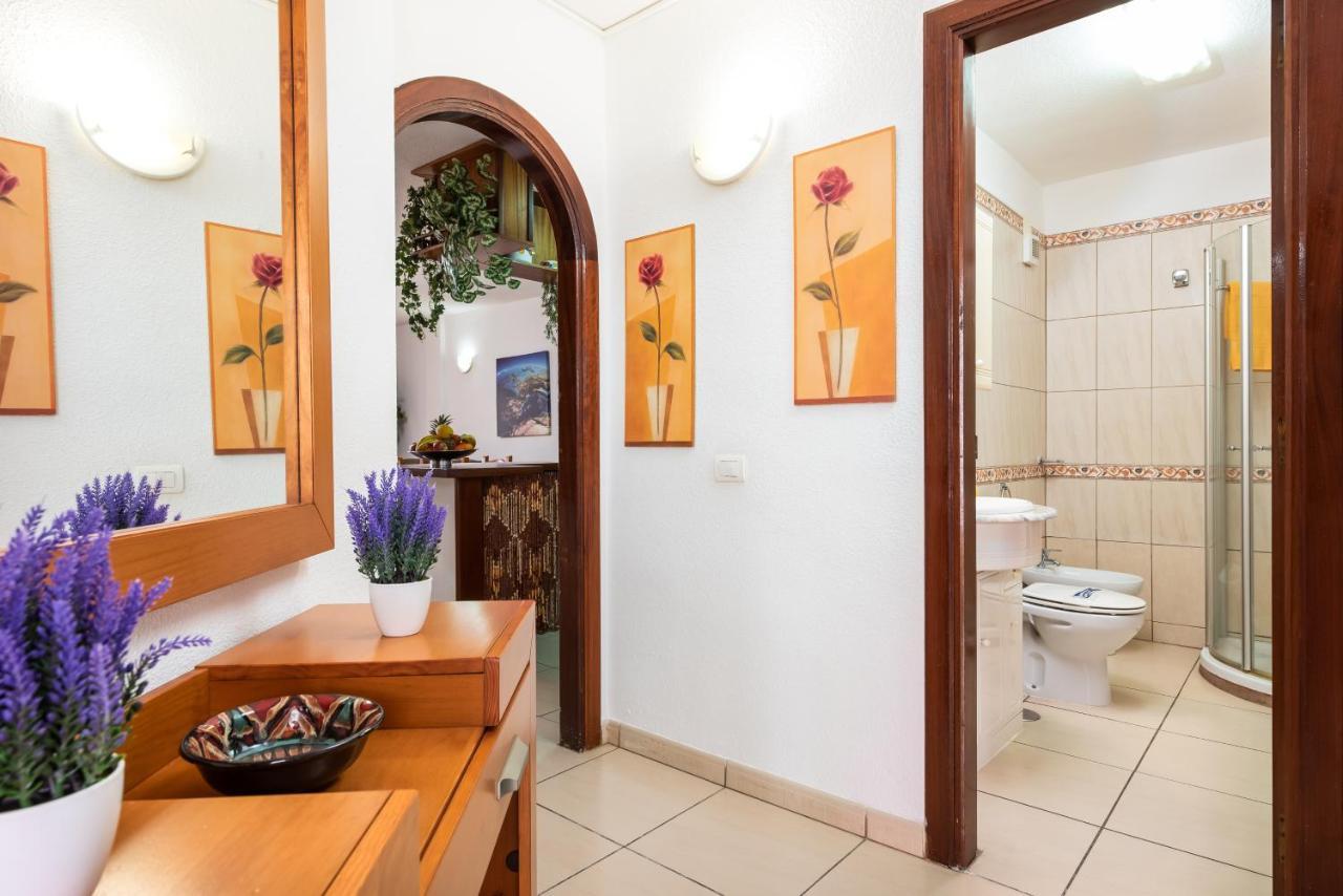 Great 'San Marino' Terrace And Pool Apartment Los Cristianos  Ngoại thất bức ảnh